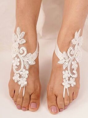 Source Unknown White Lace Floral Barefoot Sandals for Women